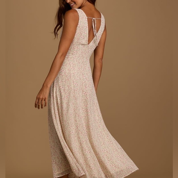 Ivory Floral Print Sleeveless Midi Dress - Picture 9 of 11